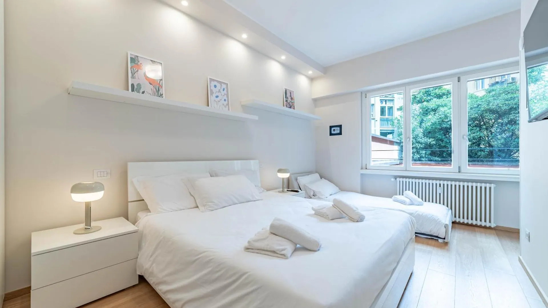 500 M From Corso Sempione, Close To Metro M5 Milano Lägenhet